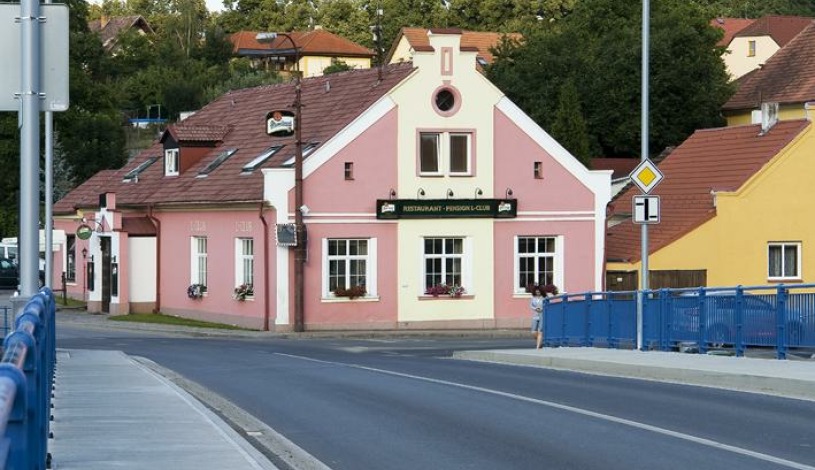 Restaurant-Pension L-Club Hluboká nad Vltavou